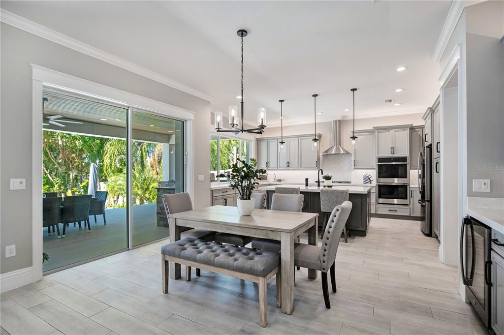 Activo con contrato: $2,550,000 (4 camas, 3 baños, 3880 Pies cuadrados)
