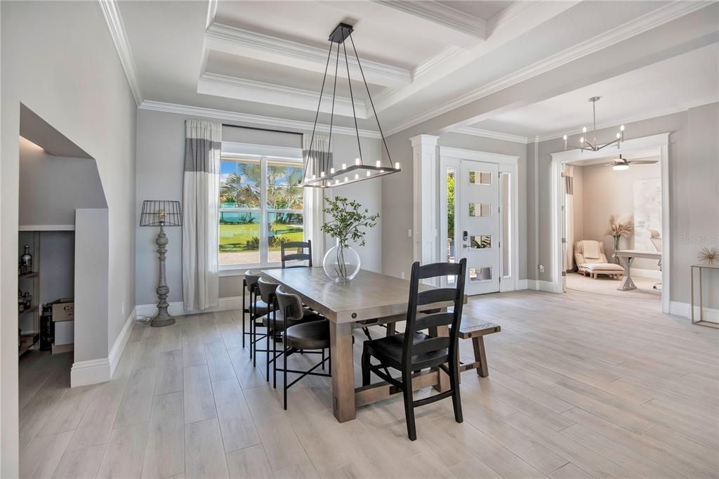 Activo con contrato: $2,550,000 (4 camas, 3 baños, 3880 Pies cuadrados)
