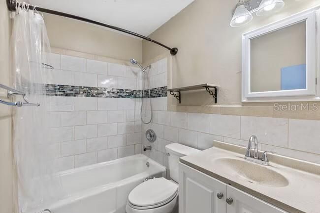 For Rent: $1,850 (2 beds, 1 baths, 950 Square Feet)