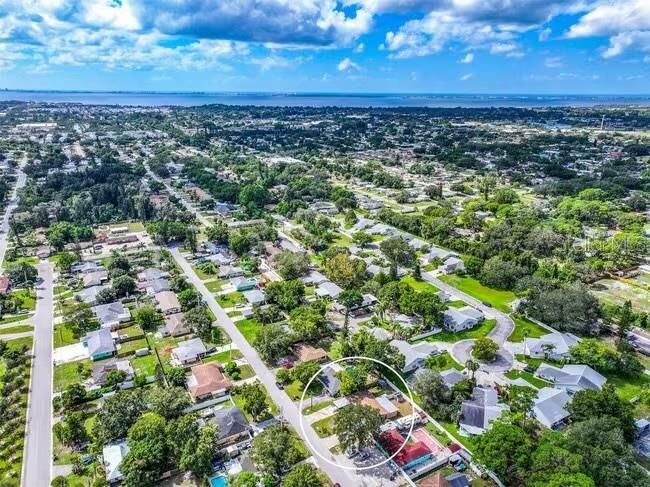 For Rent: $1,850 (2 beds, 1 baths, 950 Square Feet)