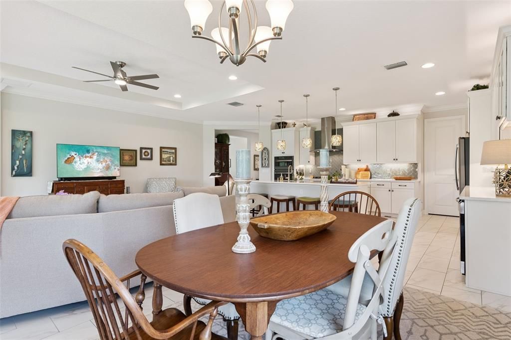 En Venta: $485,000 (2 camas, 2 baños, 1932 Pies cuadrados)