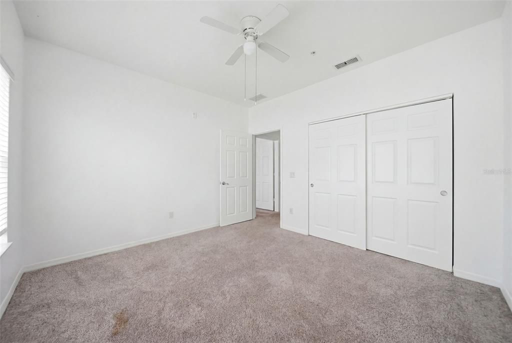 В аренду: $2,650 (2 спален, 2 ванн, 1250 Квадратных фут)