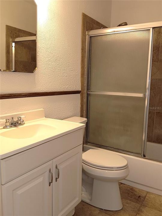For Rent: $2,200 (3 beds, 2 baths, 1069 Square Feet)
