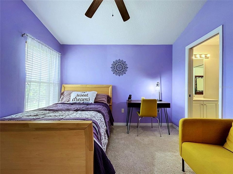For Sale: $380,000 (4 beds, 3 baths, 1827 Square Feet)