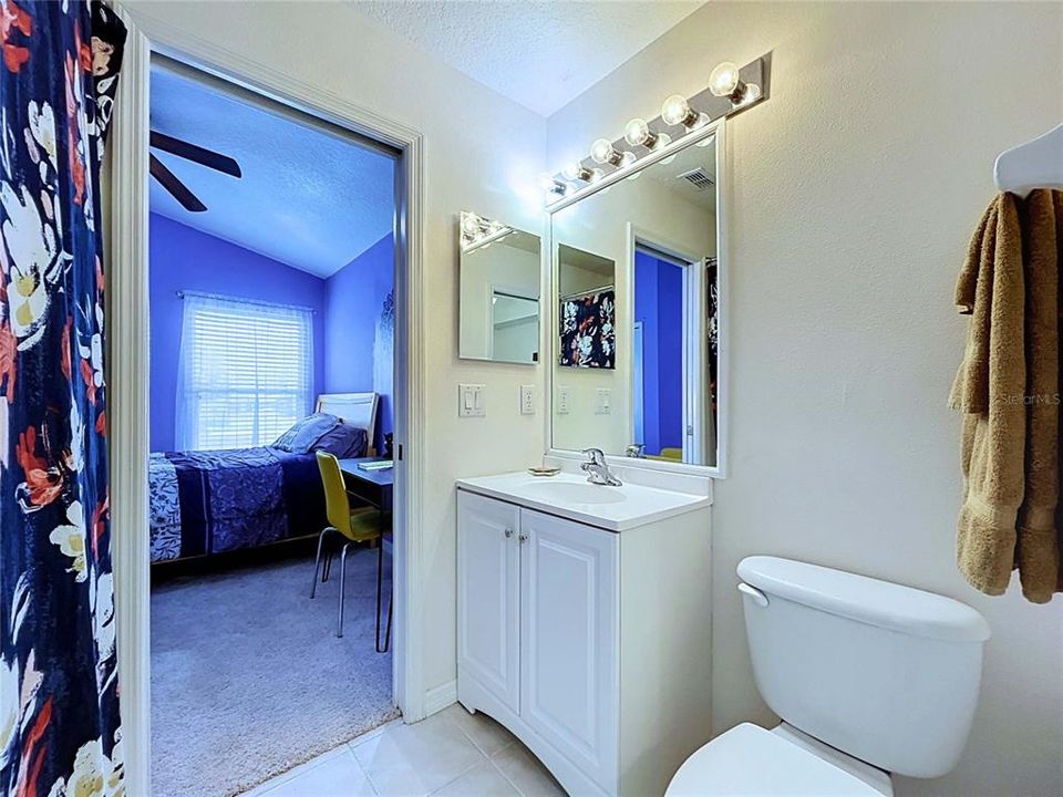 For Sale: $380,000 (4 beds, 3 baths, 1827 Square Feet)