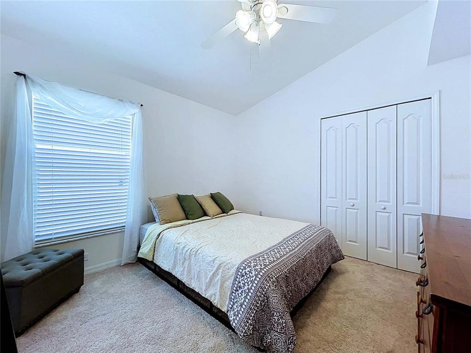 For Sale: $380,000 (4 beds, 3 baths, 1827 Square Feet)