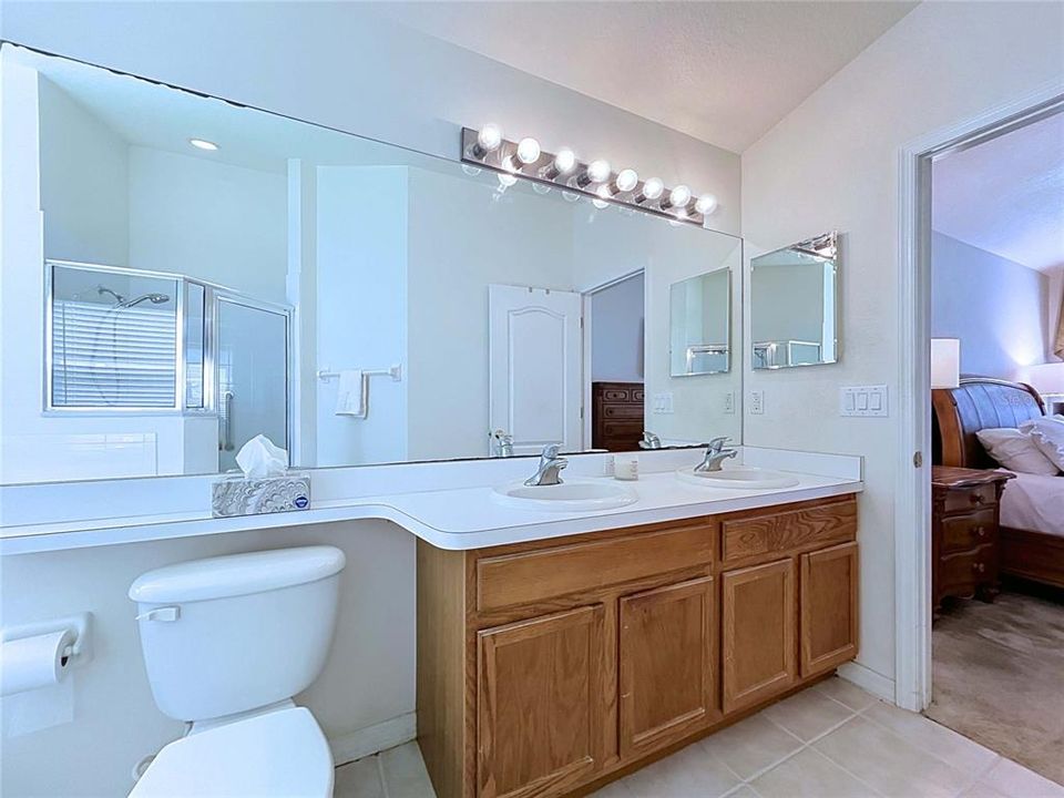 For Sale: $380,000 (4 beds, 3 baths, 1827 Square Feet)