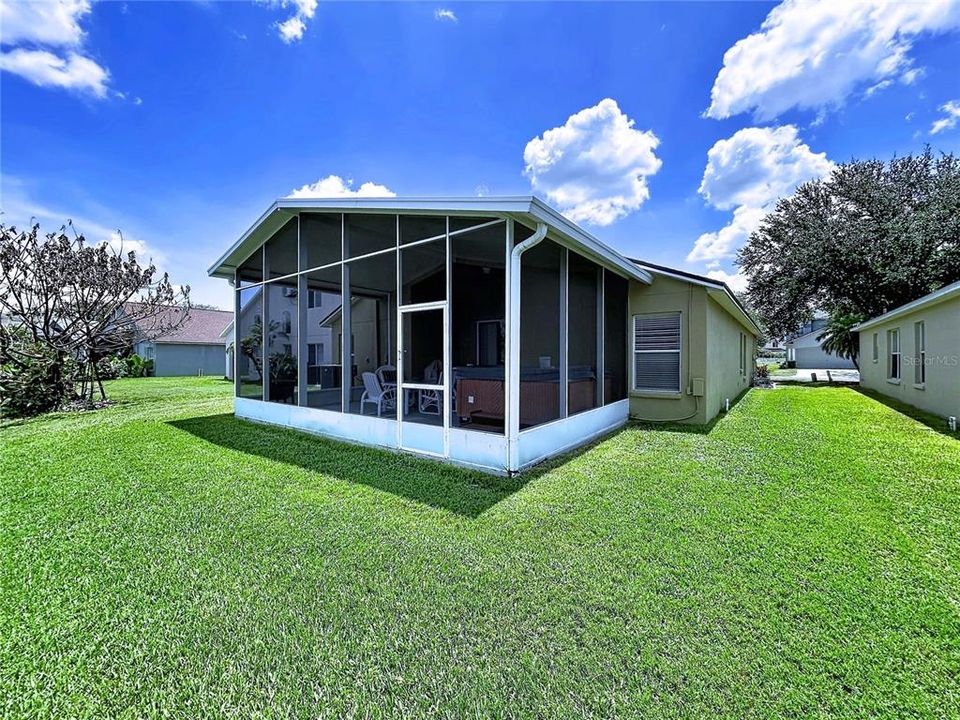 For Sale: $380,000 (4 beds, 3 baths, 1827 Square Feet)