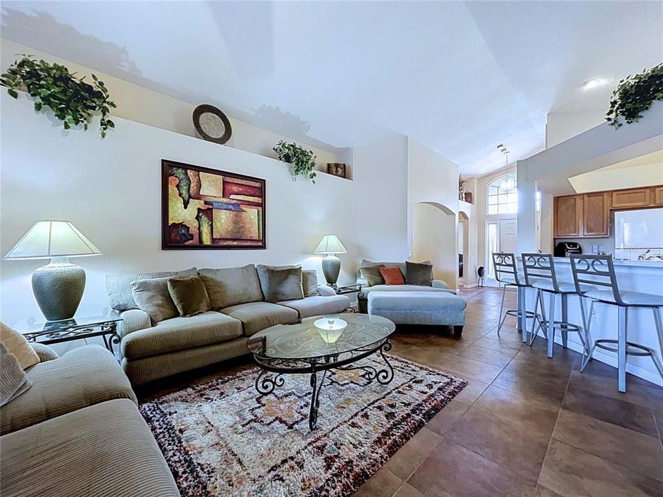 For Sale: $380,000 (4 beds, 3 baths, 1827 Square Feet)