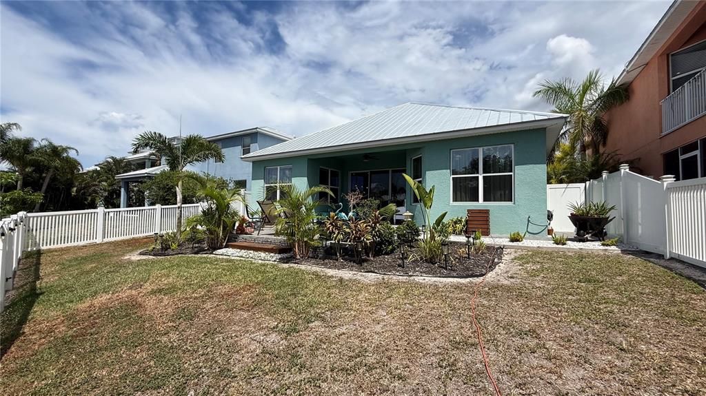 En Venta: $550,000 (4 camas, 2 baños, 2077 Pies cuadrados)