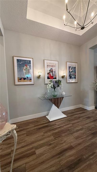 En Venta: $550,000 (4 camas, 2 baños, 2077 Pies cuadrados)