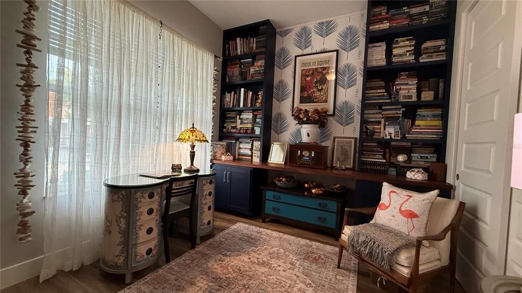 En Venta: $550,000 (4 camas, 2 baños, 2077 Pies cuadrados)