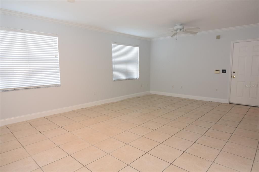 For Rent: $1,850 (2 beds, 2 baths, 1058 Square Feet)