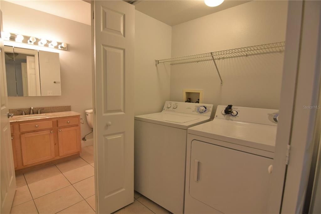 For Rent: $1,850 (2 beds, 2 baths, 1058 Square Feet)