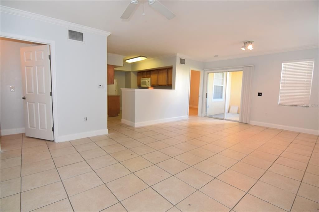 For Rent: $1,850 (2 beds, 2 baths, 1058 Square Feet)