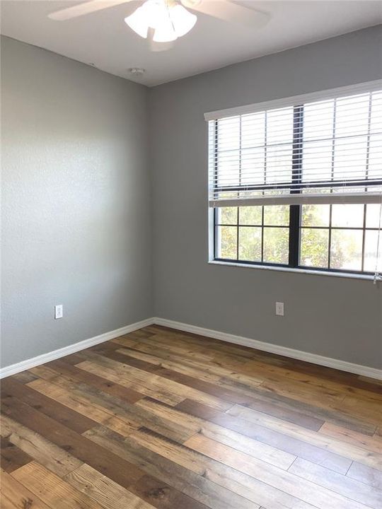 For Rent: $2,400 (3 beds, 2 baths, 1986 Square Feet)