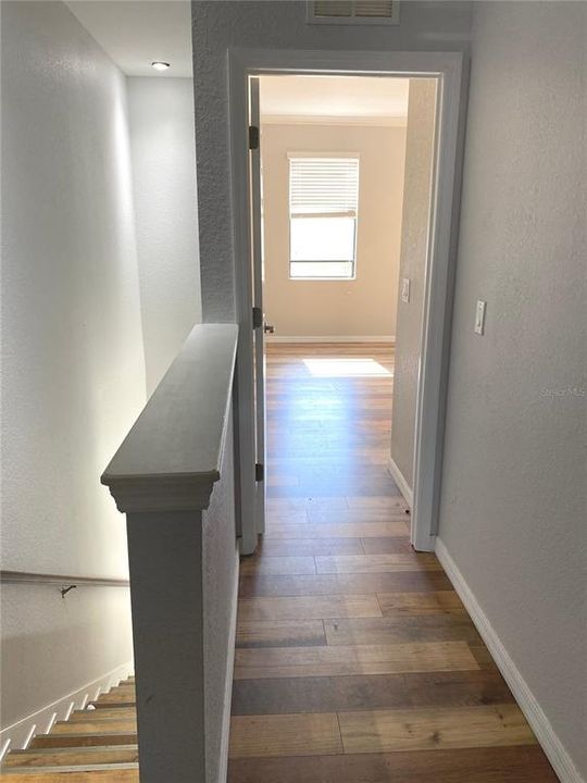For Rent: $2,400 (3 beds, 2 baths, 1986 Square Feet)