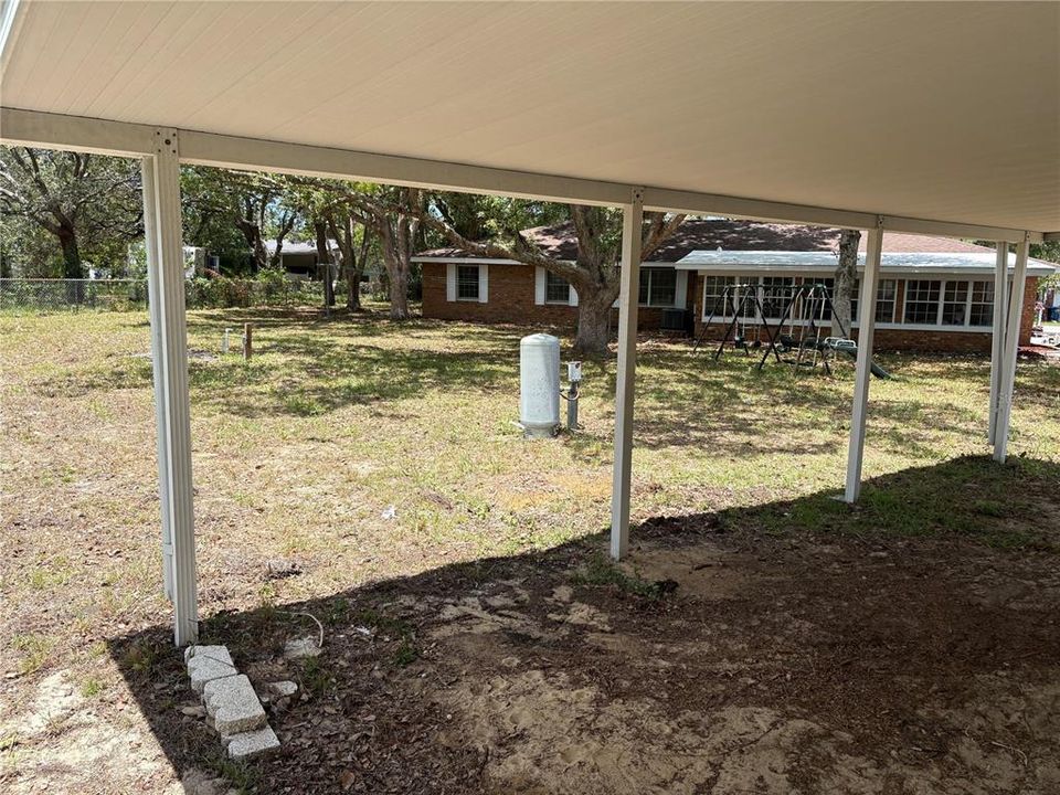 En Venta: $315,000 (3 camas, 2 baños, 1600 Pies cuadrados)