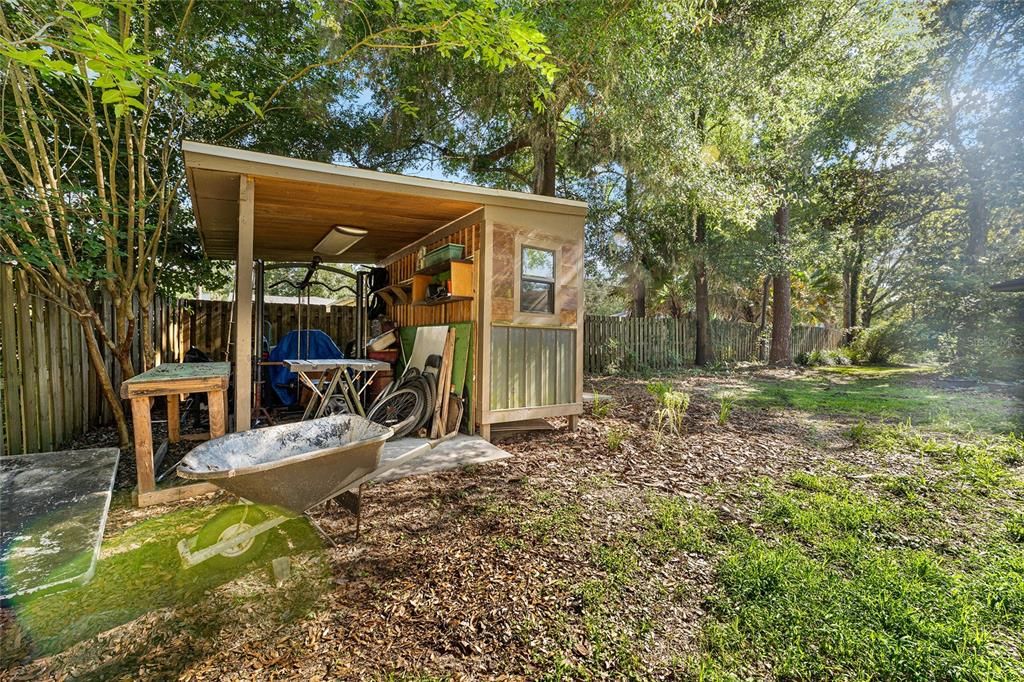 For Sale: $459,000 (4 beds, 2 baths, 2137 Square Feet)