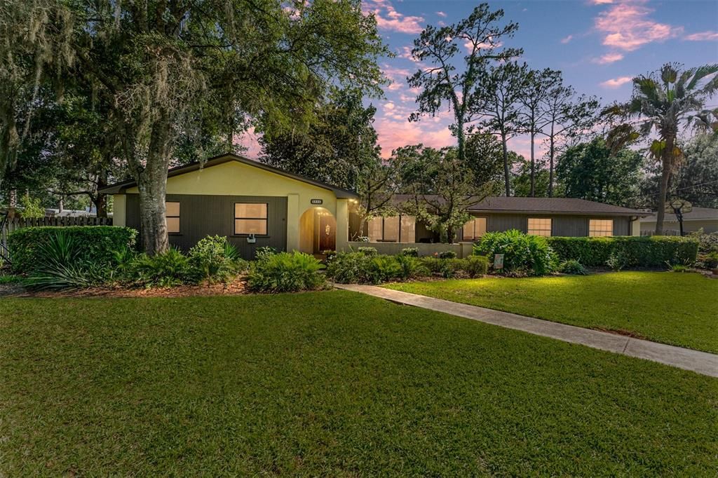 For Sale: $459,000 (4 beds, 2 baths, 2137 Square Feet)