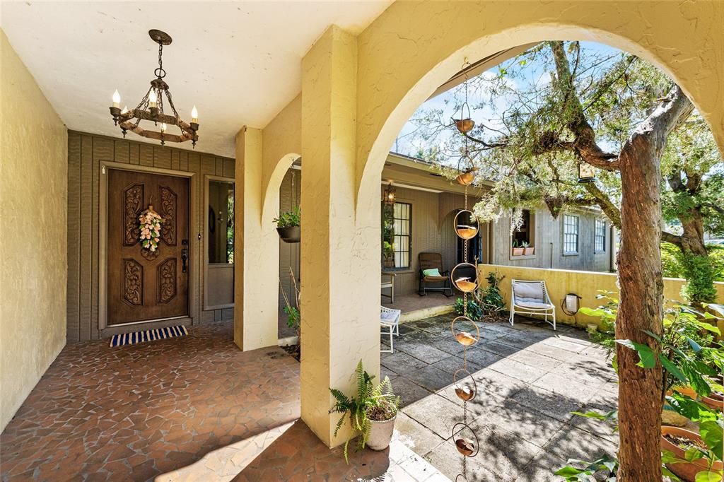 For Sale: $459,000 (4 beds, 2 baths, 2137 Square Feet)