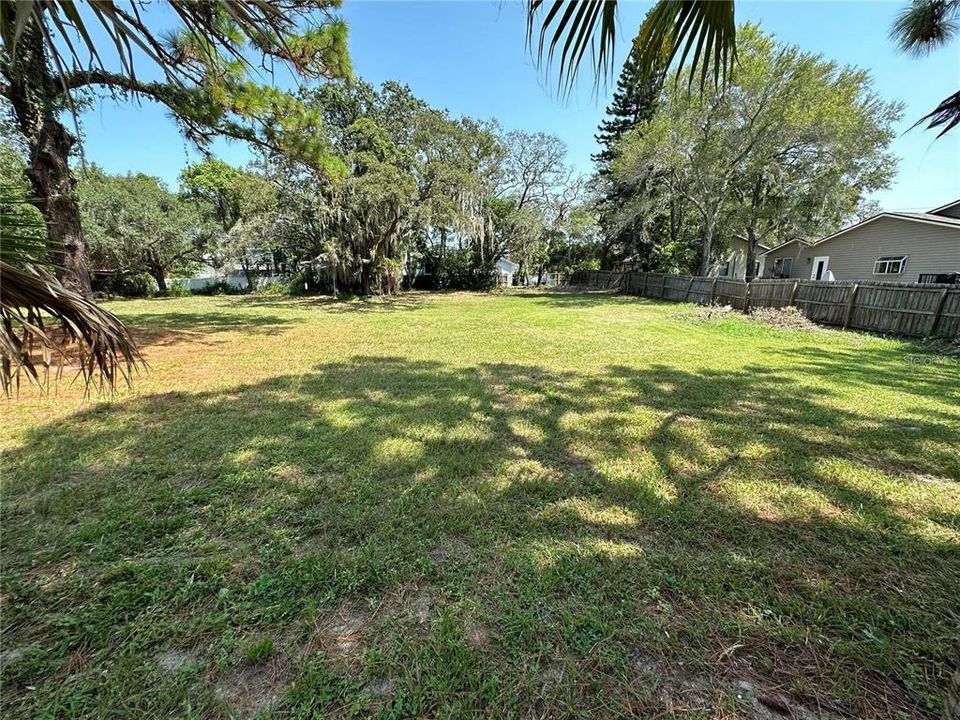 En Venta: $429,999 (0.54 acres)
