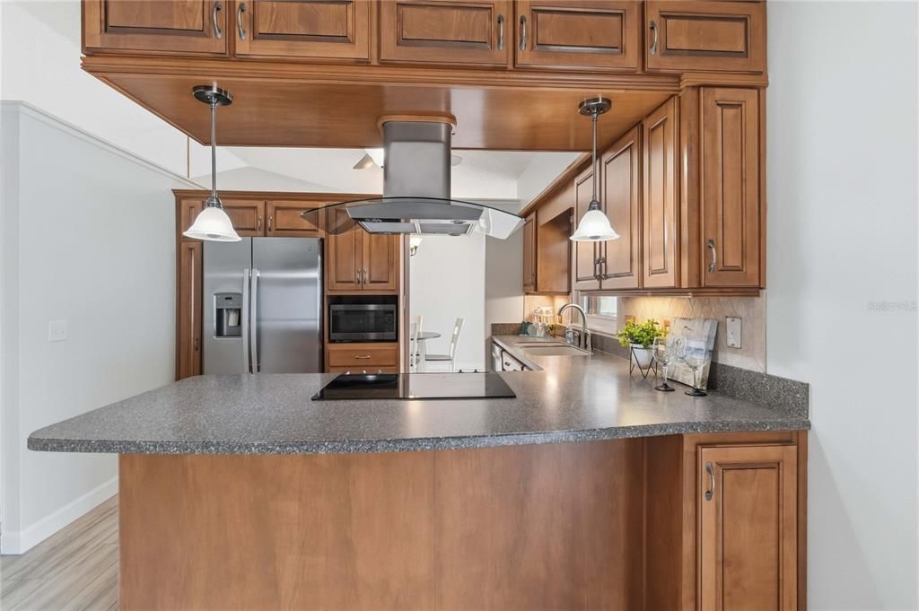 : $380,000 (3 beds, 2 baths, 1460 Square Feet)