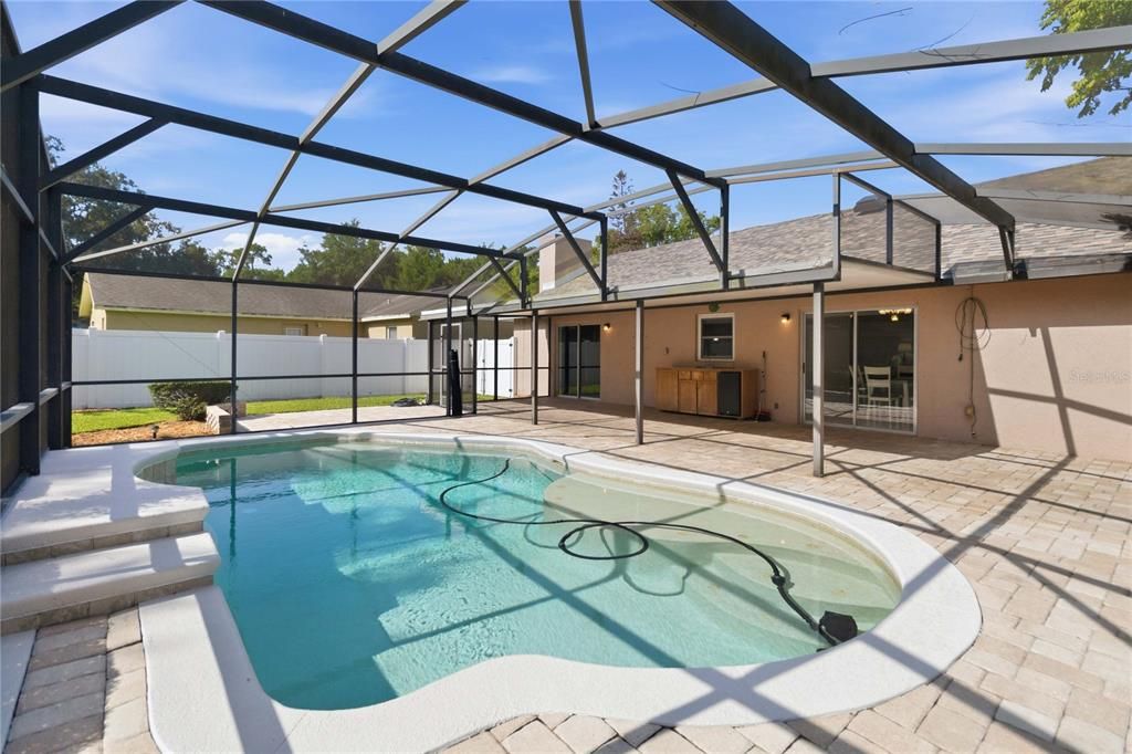 : $380,000 (3 beds, 2 baths, 1460 Square Feet)