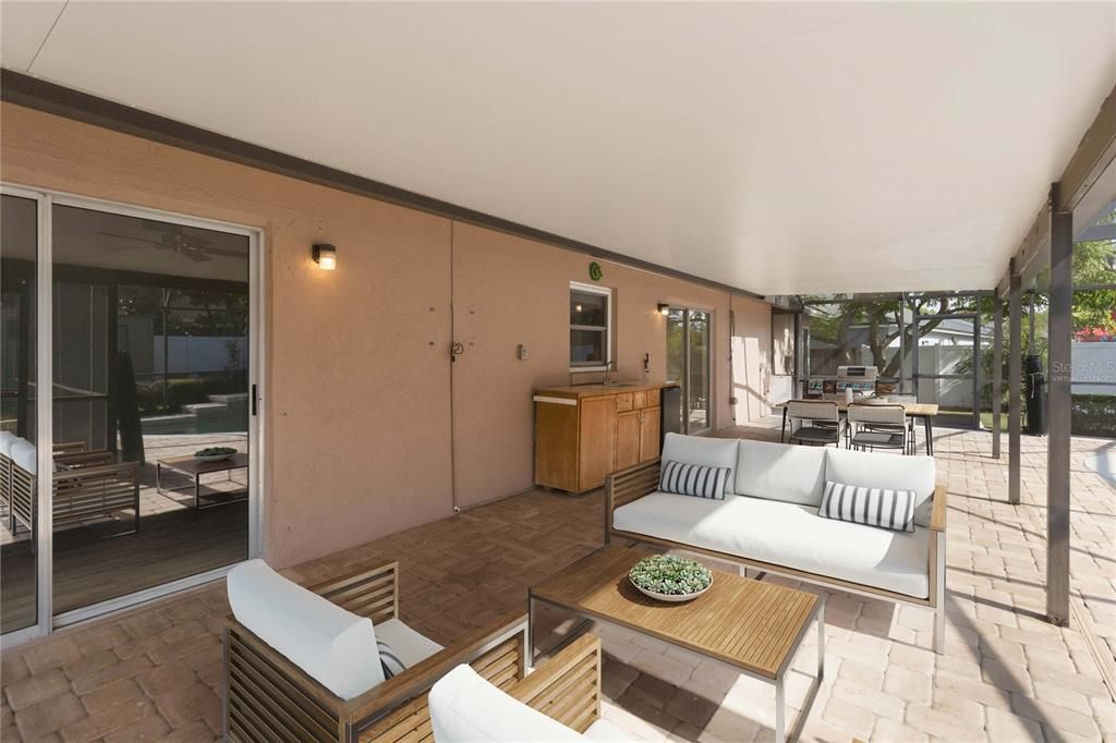 : $380,000 (3 beds, 2 baths, 1460 Square Feet)