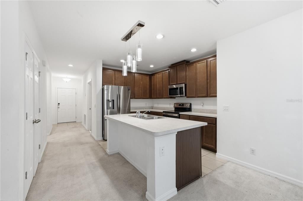 На продажу: $299,900 (3 спален, 2 ванн, 1525 Квадратных фут)