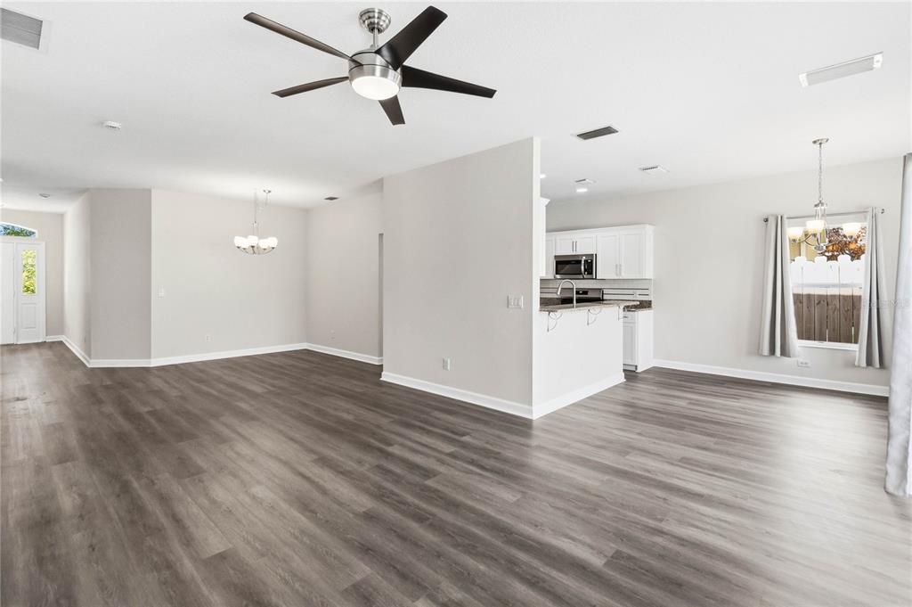 Activo con contrato: $514,000 (4 camas, 3 baños, 2024 Pies cuadrados)