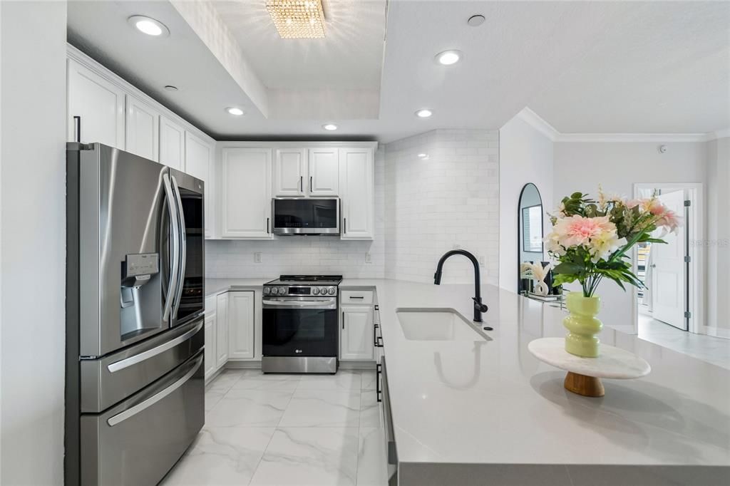 For Sale: $769,000 (2 beds, 2 baths, 1346 Square Feet)