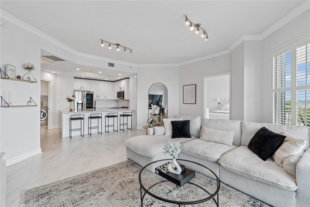 For Sale: $769,000 (2 beds, 2 baths, 1346 Square Feet)