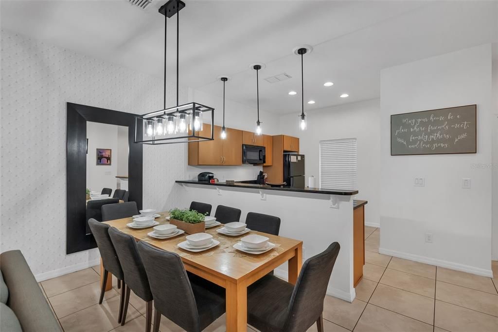 En Venta: $315,000 (3 camas, 2 baños, 1470 Pies cuadrados)