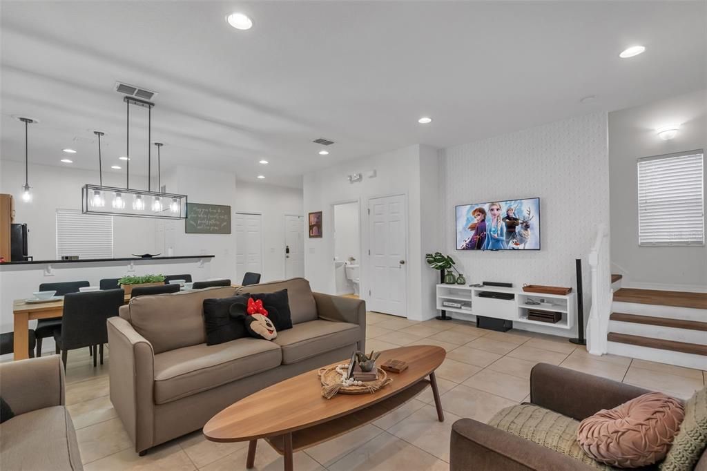 En Venta: $315,000 (3 camas, 2 baños, 1470 Pies cuadrados)