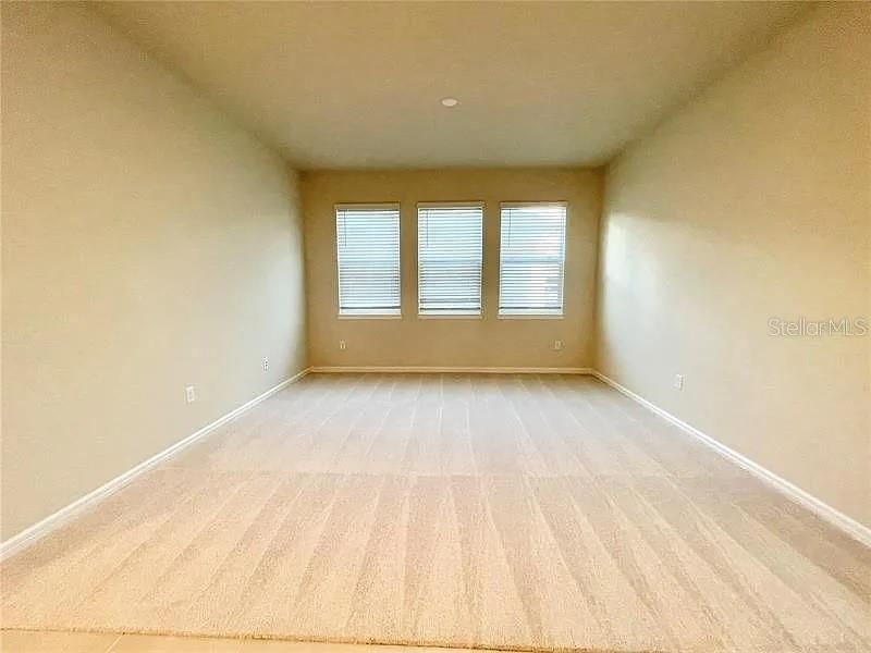 В аренду: $3,300 (4 спален, 3 ванн, 2042 Квадратных фут)