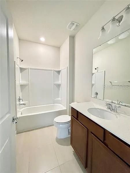 В аренду: $3,300 (4 спален, 3 ванн, 2042 Квадратных фут)