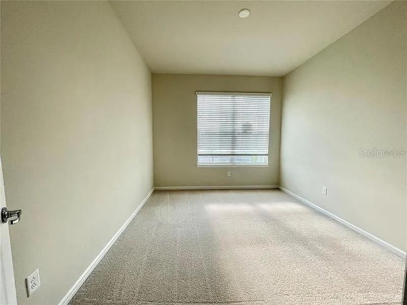 В аренду: $3,300 (4 спален, 3 ванн, 2042 Квадратных фут)