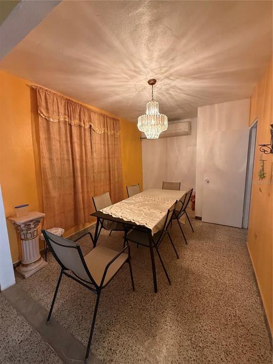 На продажу: $155,000 (3 спален, 2 ванн, 3497 Квадратных фут)