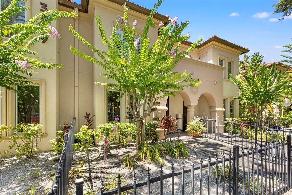 En Venta: $765,000 (3 camas, 2 baños, 2152 Pies cuadrados)