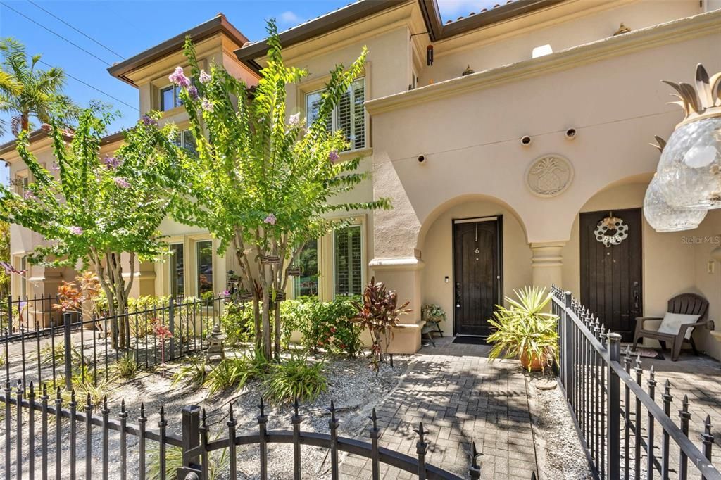 En Venta: $765,000 (3 camas, 2 baños, 2152 Pies cuadrados)