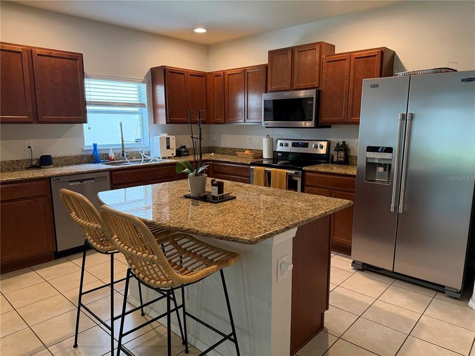 For Rent: $2,000 (2 beds, 2 baths, 1320 Square Feet)