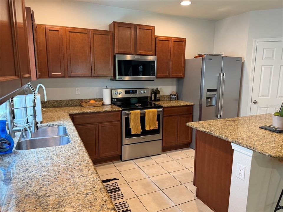 For Rent: $2,000 (2 beds, 2 baths, 1320 Square Feet)