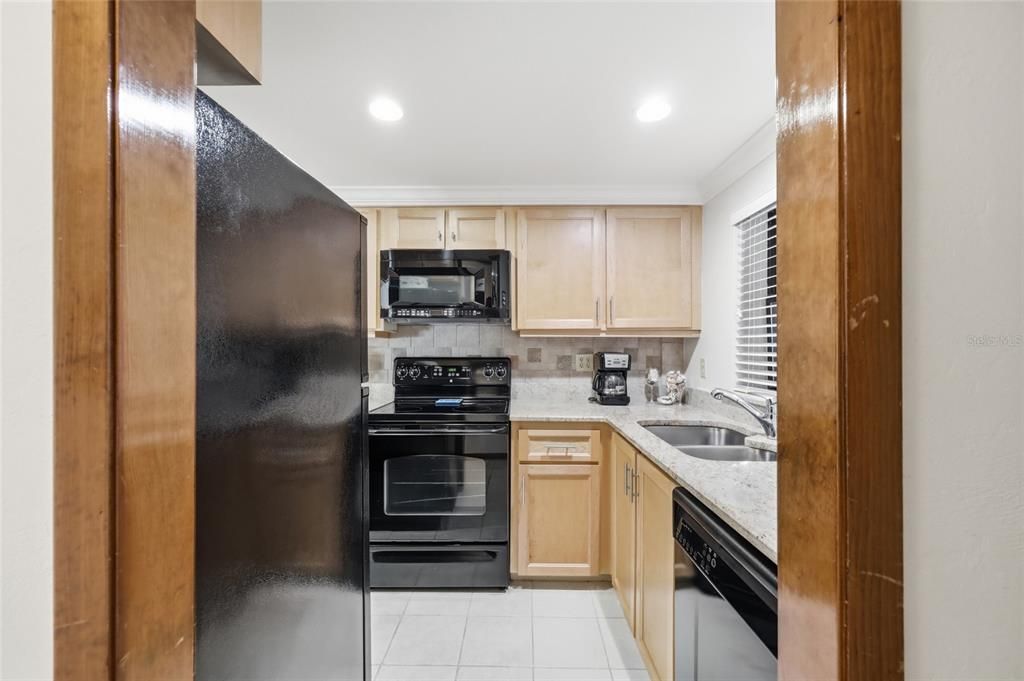 En Venta: $300,000 (1 camas, 1 baños, 874 Pies cuadrados)
