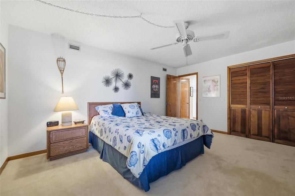 En Venta: $300,000 (1 camas, 1 baños, 874 Pies cuadrados)