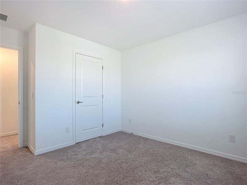 В аренду: $2,800 (5 спален, 4 ванн, 2804 Квадратных фут)