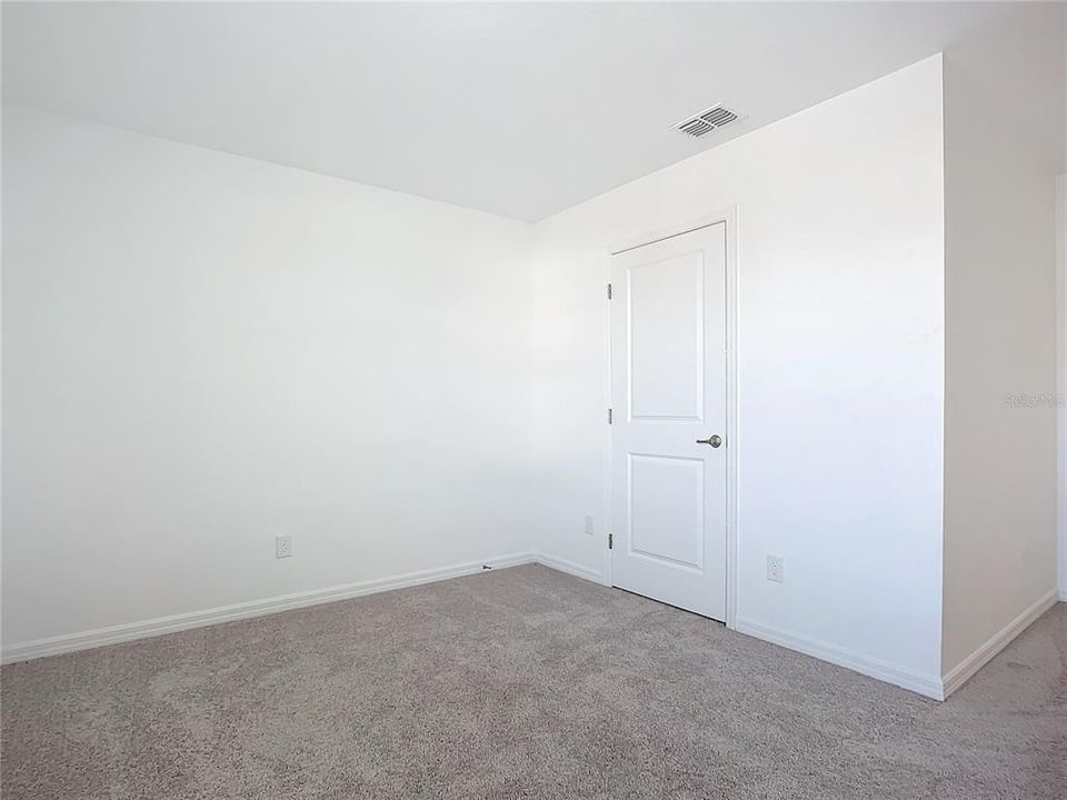 В аренду: $2,800 (5 спален, 4 ванн, 2804 Квадратных фут)