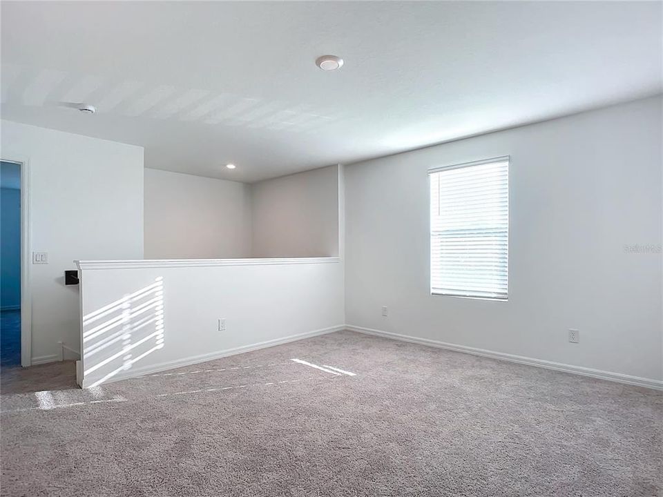 В аренду: $2,800 (5 спален, 4 ванн, 2804 Квадратных фут)