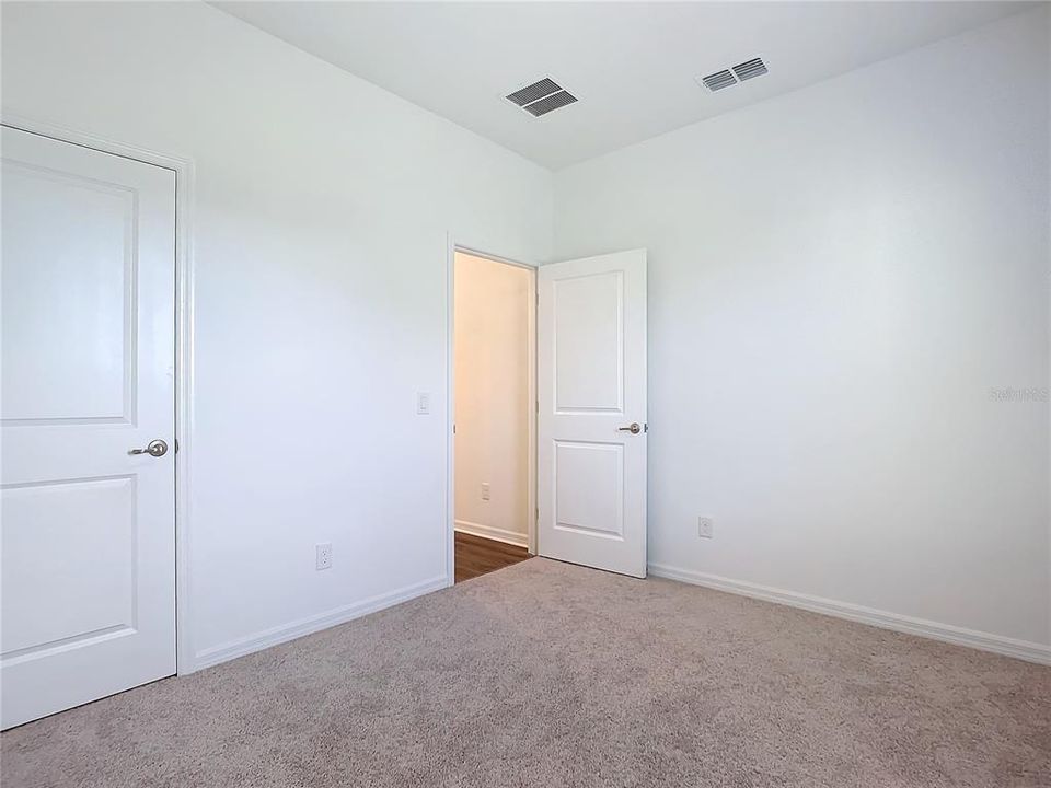 В аренду: $2,800 (5 спален, 4 ванн, 2804 Квадратных фут)