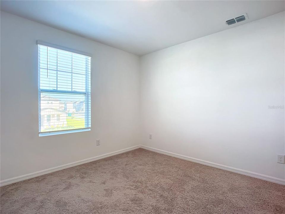 В аренду: $2,800 (5 спален, 4 ванн, 2804 Квадратных фут)